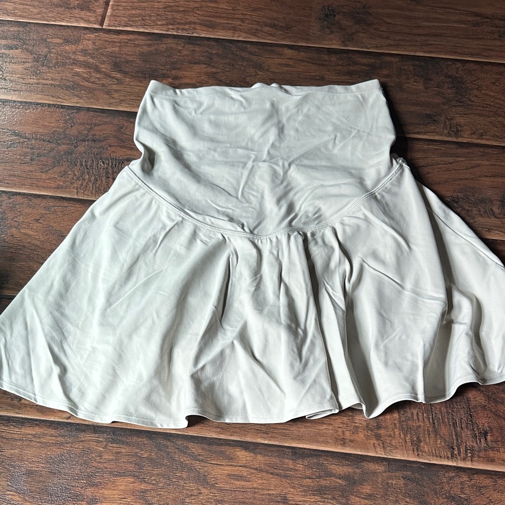 CRZ YOGA Cream butter luxe flowy tennis skirt